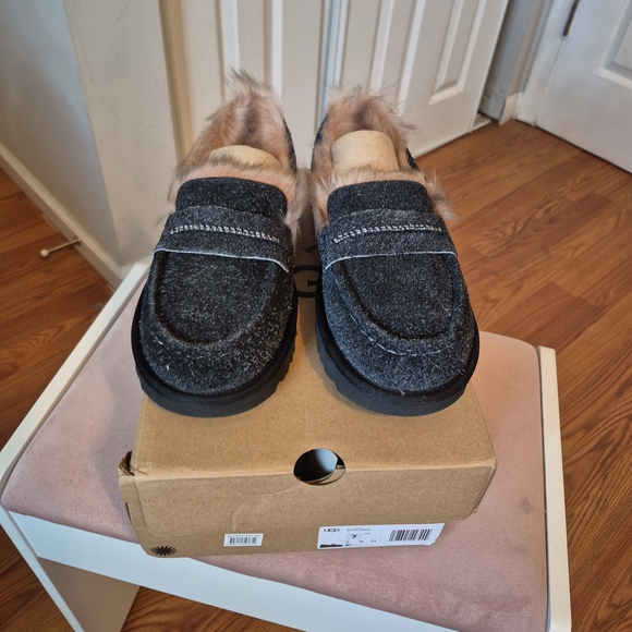 UGG Shoes - Ellis Wool Loafer (Women)
UGG®